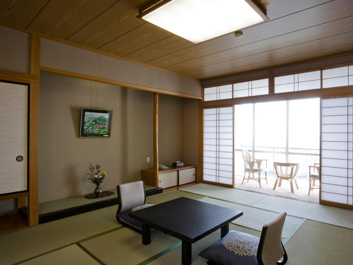 Gamagori Onsenkyo Mikawa Bay Hills Hotel Nishio Exterior foto