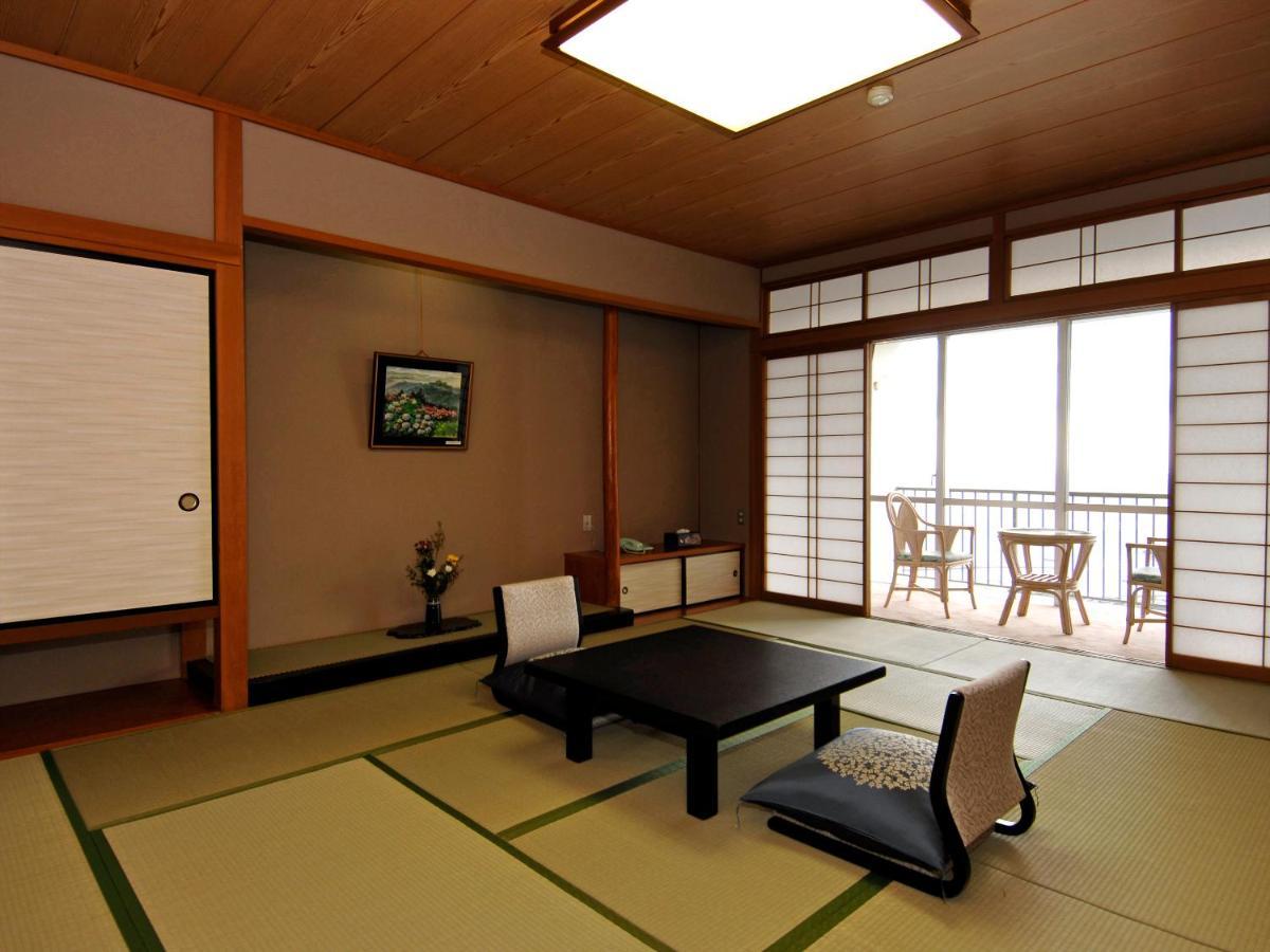Gamagori Onsenkyo Mikawa Bay Hills Hotel Nishio Exterior foto